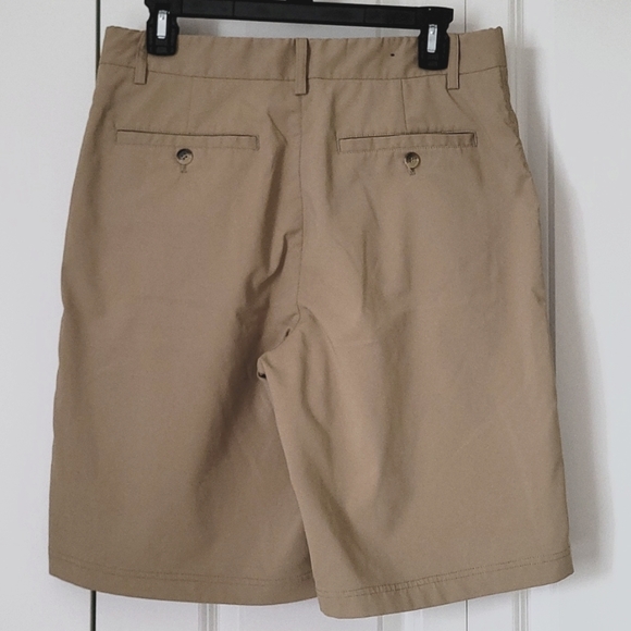 Men's Tan Golf Shorts - Size 30 - Picture 2 of 3